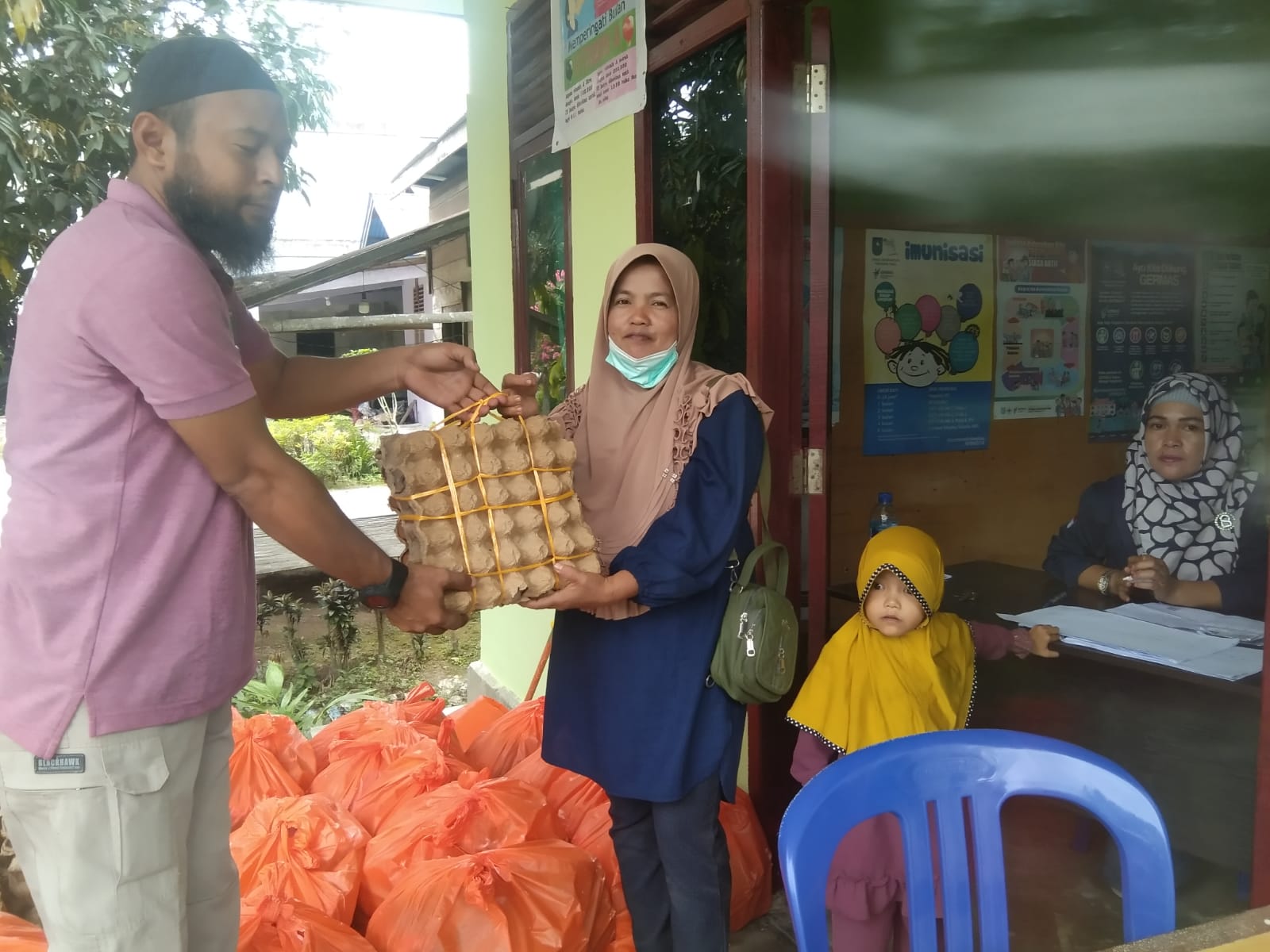 penyaluran BANSOS untuk anak Stunting Kategori keluarga kurang mampu Tahap ke 7 dan 8